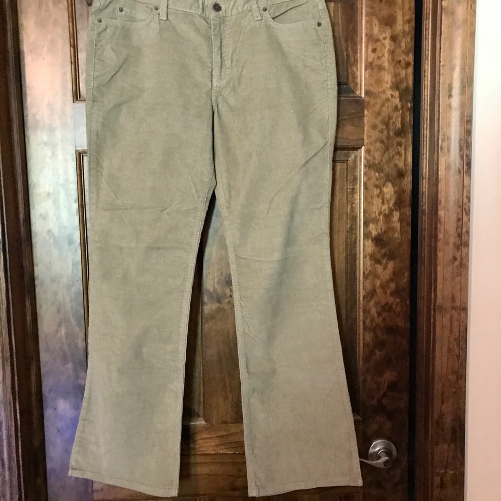 Eddie Bauer Women’s corduroy jeans